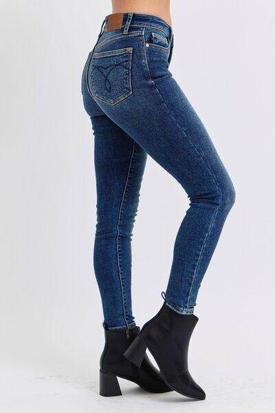 Judy Blue Full Size Run Mid-Rise Waist Skinny Jeans