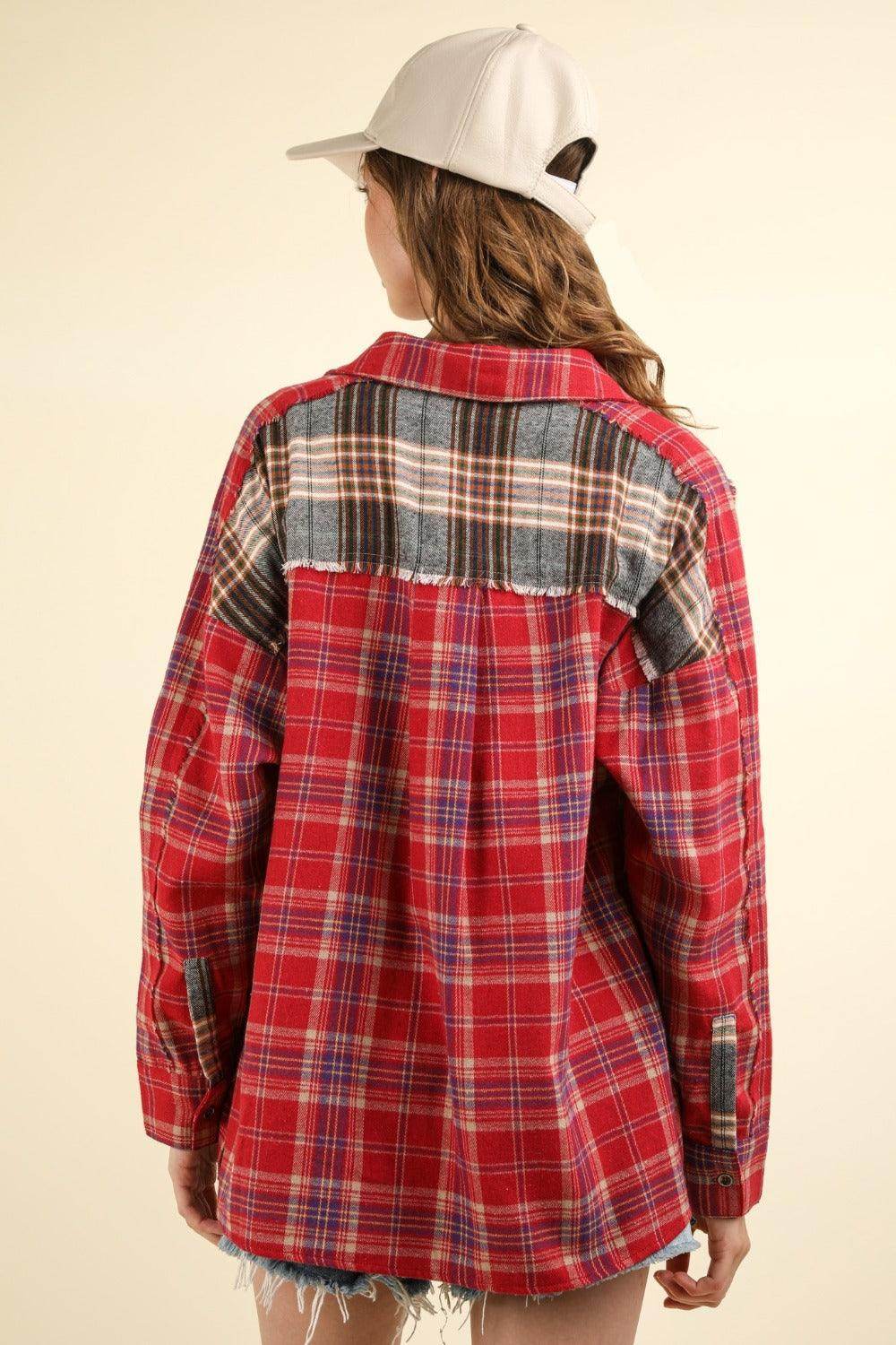 Very J Contrast Plaid Raw Detail Shirt for Casual Chic