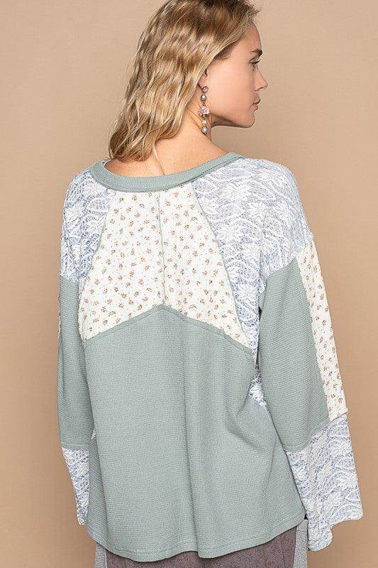 POL Lace Floral Round Neck Knit Top for Elegant Style