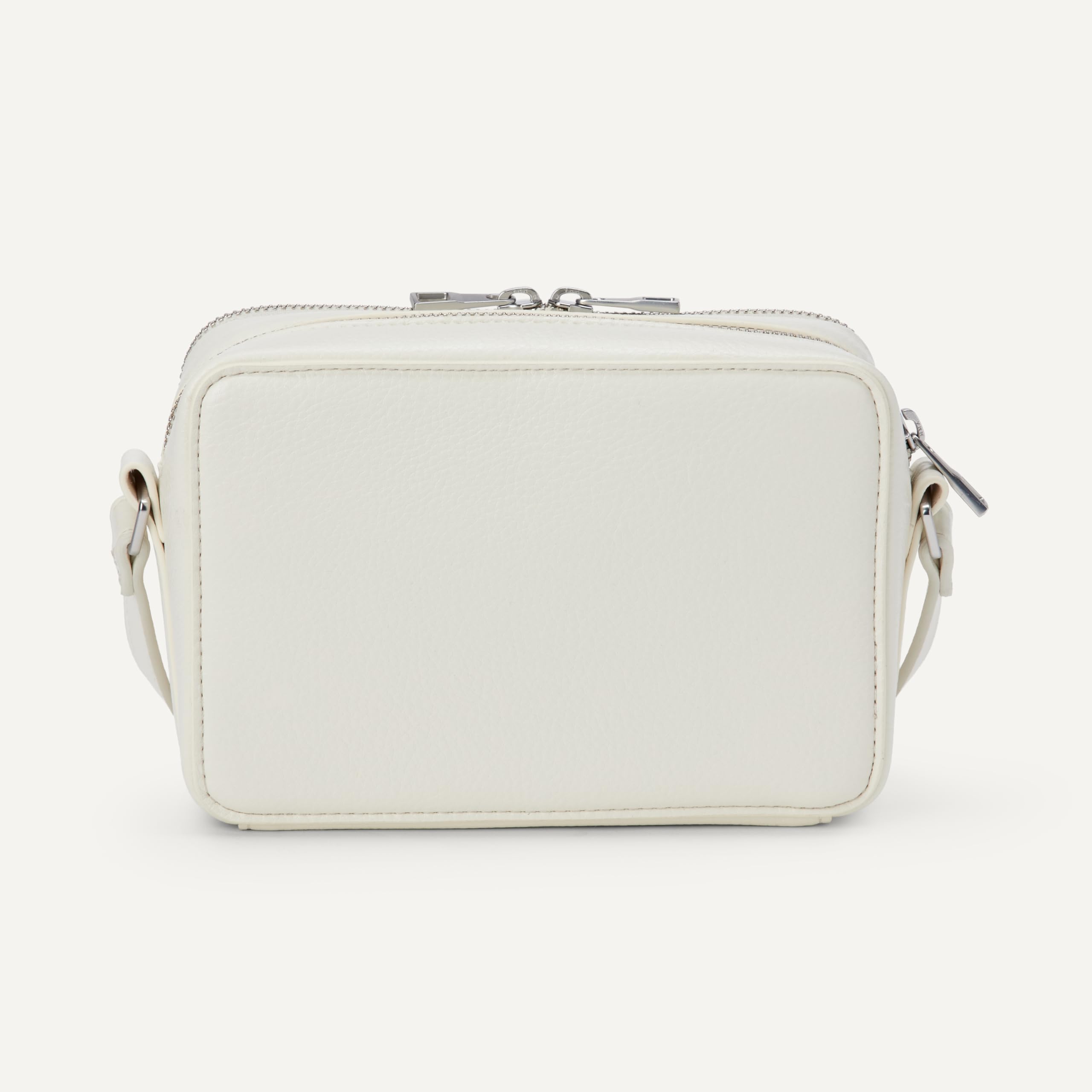 Amazon Essentials Women's Boxy Crossbody Bag