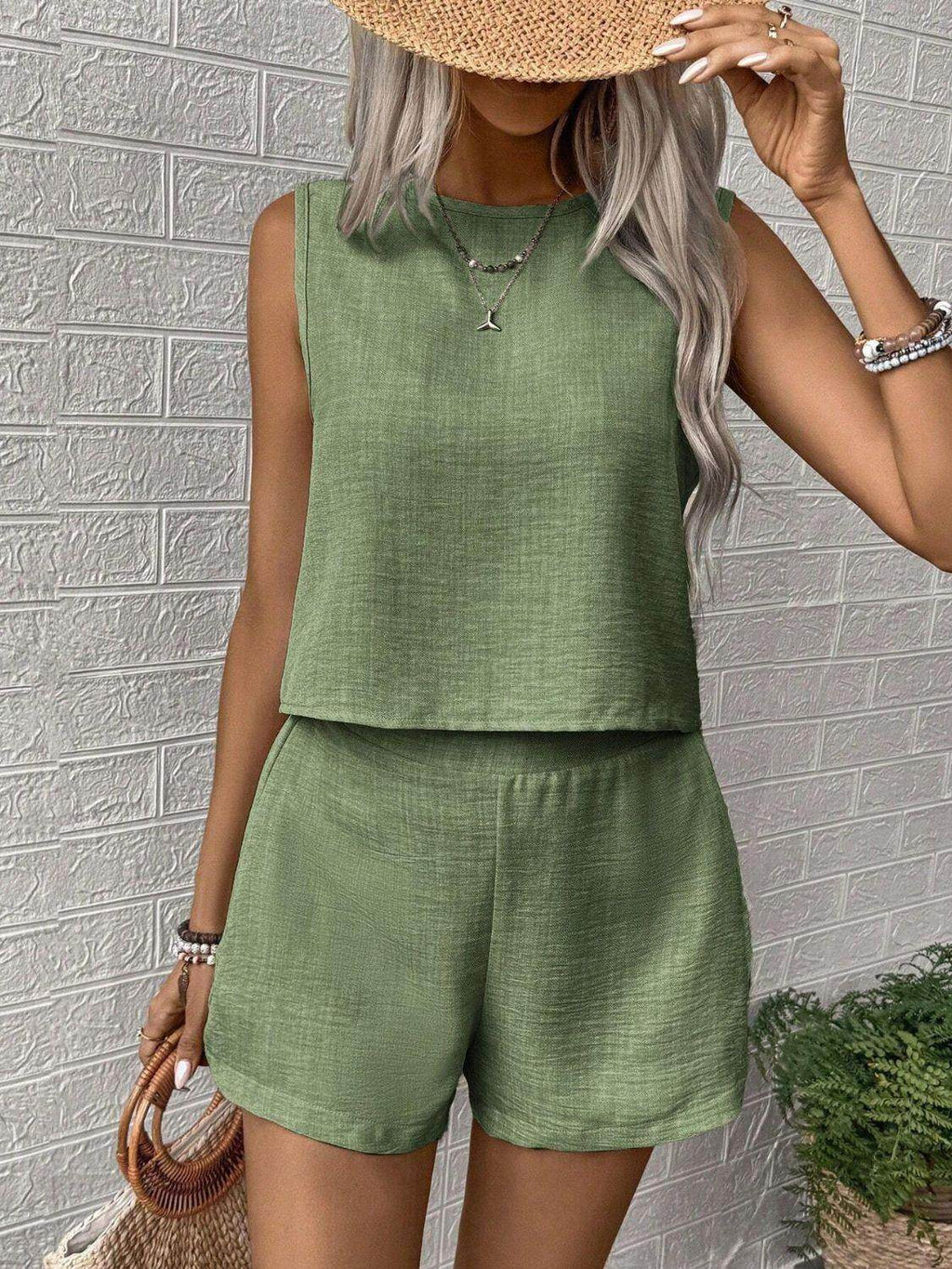 Round Neck Sleeveless Top and Shorts Set for Women