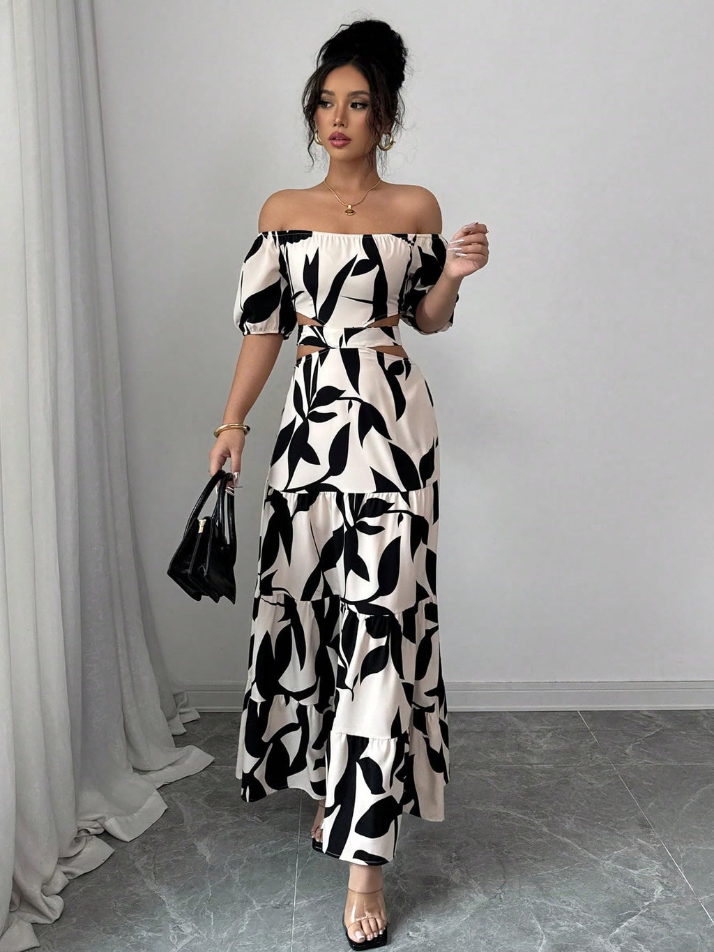 Women's Boho Off The Shoulder Short Sleeve Maxi Dresses Casual Summer Tiered Ruffle Swing Cut Out Flowy Dress