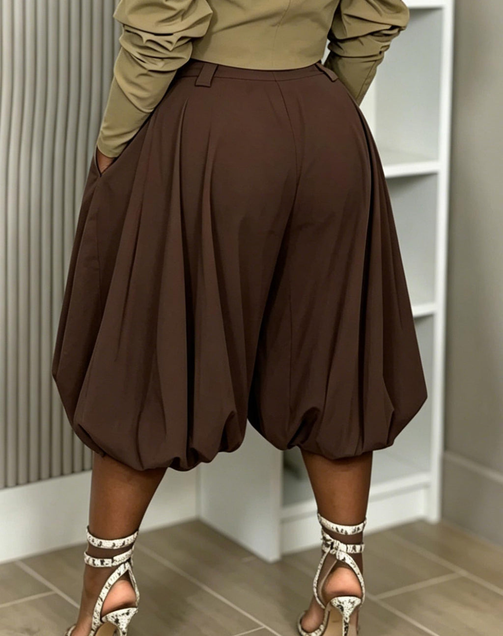 Women's Wide Leg Capri Pants Baggy Pleated Cropped Bubble Pants | High Waisted,with Pockets,Casual,Soft and Lightweight,Skirt Pants,Lantern Balloon Pants