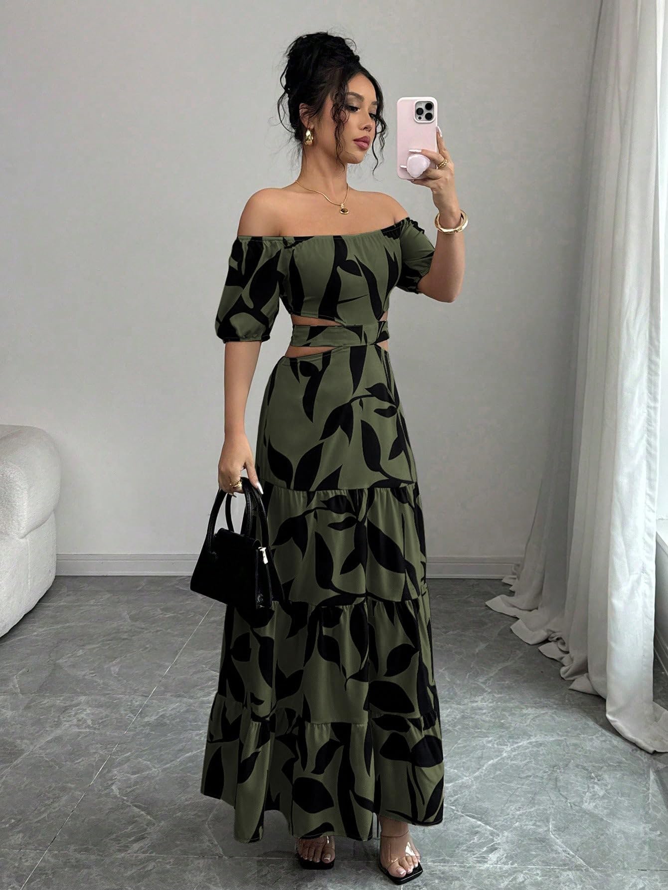 Women's Boho Off The Shoulder Short Sleeve Maxi Dresses Casual Summer Tiered Ruffle Swing Cut Out Flowy Dress
