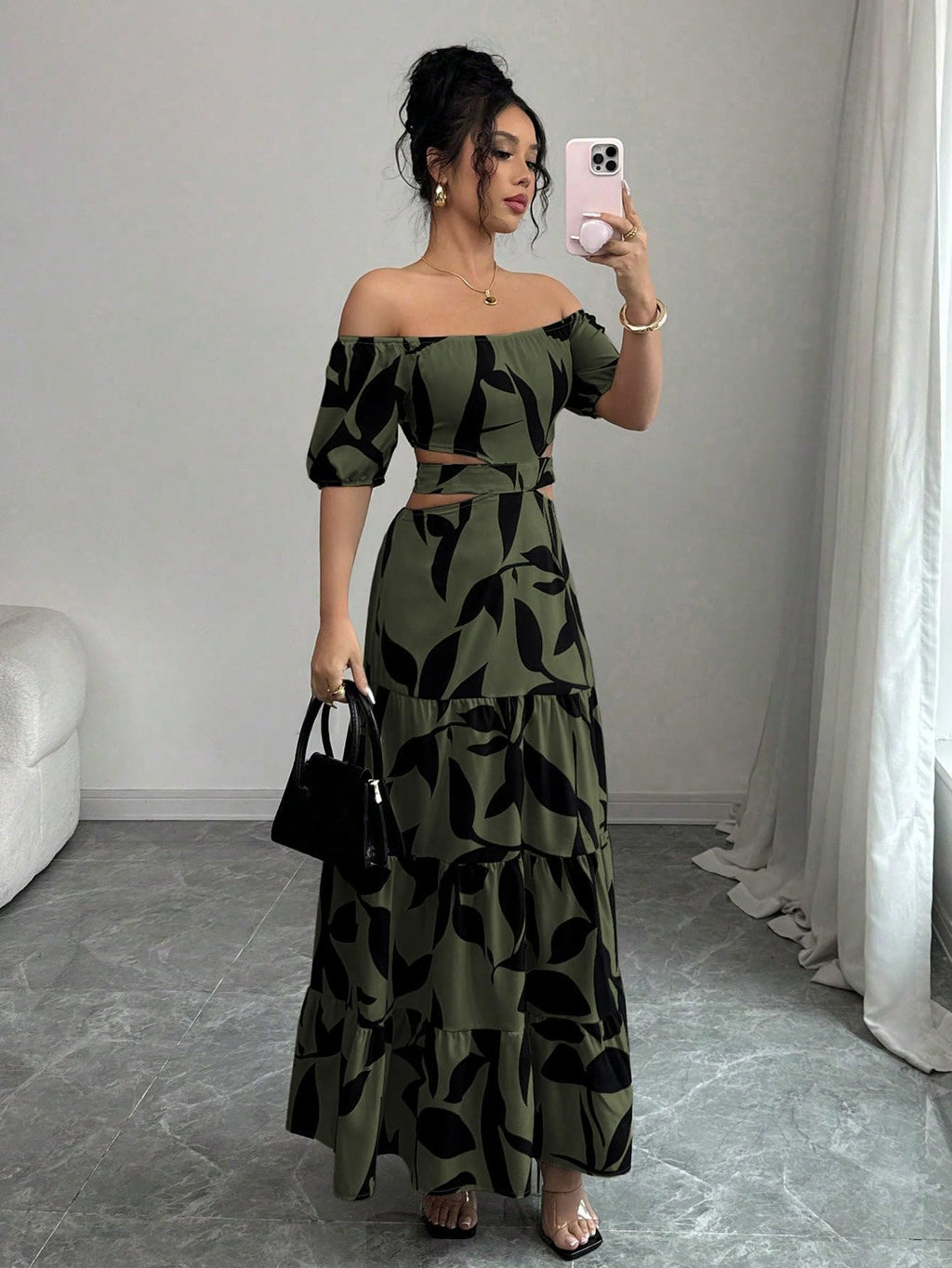 Women's Boho Off The Shoulder Short Sleeve Maxi Dresses Casual Summer Tiered Ruffle Swing Cut Out Flowy Dress