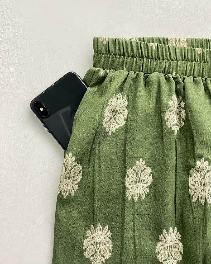 CHICME Boho Linen Sets Women's 2 Piece Lantern Sleeve Summer Shorts Set | Beach Vacation Summer Outfit, Shorts Sets Women 2 Piece Outfits, Top and Shorts Set, Soft Breathable Fabric, Elastic Waist