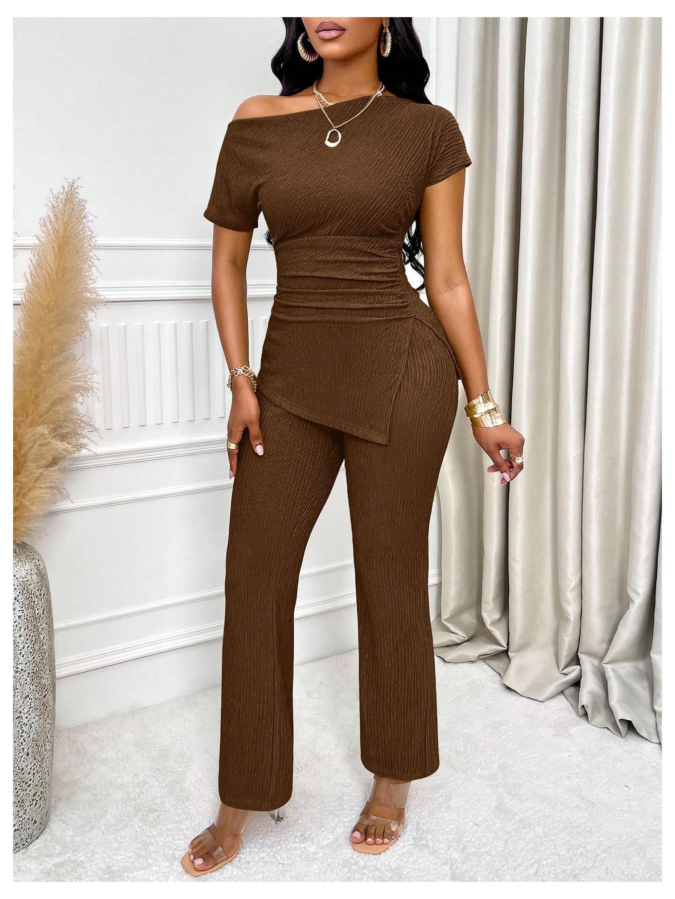 SOLY HUX Women's 2 Piece Outfit Short Sleeve Ruched T Shirt and Pants Set | Asymmetrical Neck, Going Out Set, Dressy, Summer Set