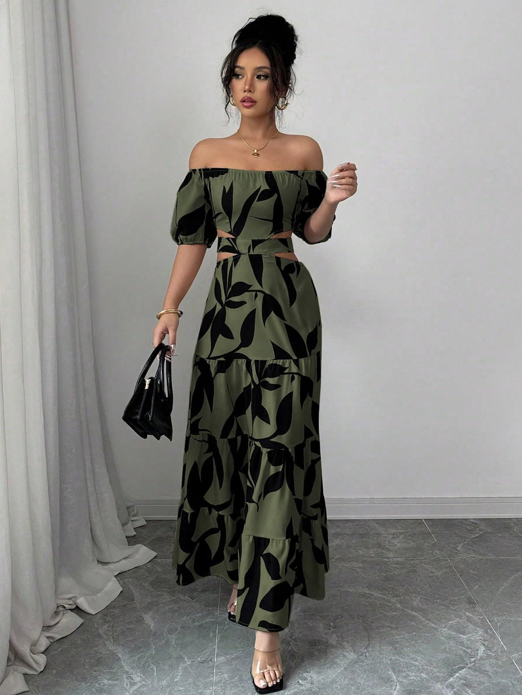 Women's Boho Off The Shoulder Short Sleeve Maxi Dresses Casual Summer Tiered Ruffle Swing Cut Out Flowy Dress
