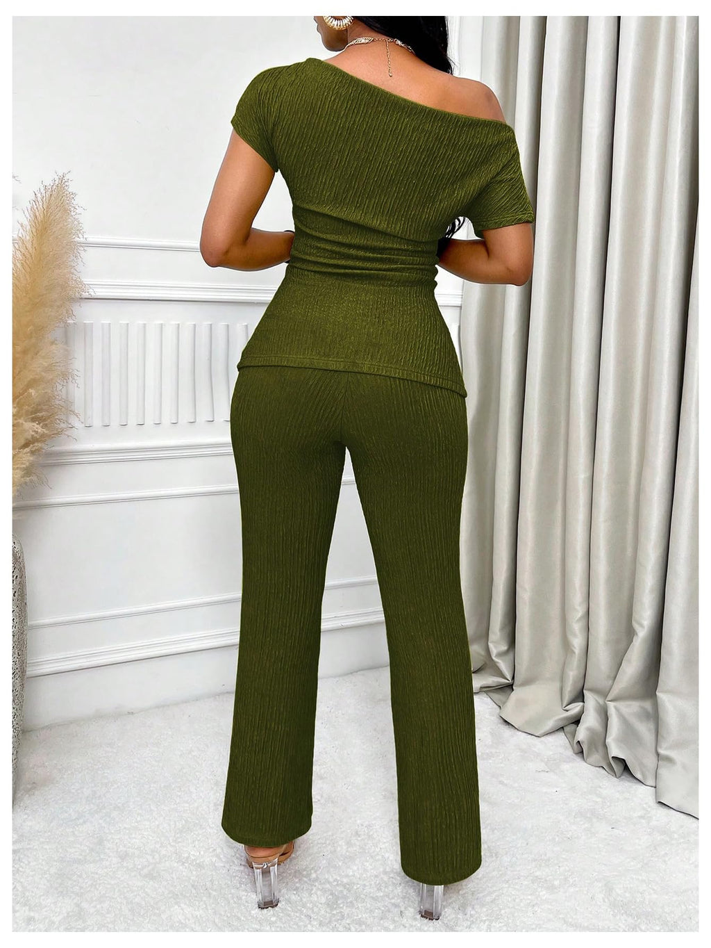 SOLY HUX Women's 2 Piece Outfit Short Sleeve Ruched T Shirt and Pants Set | Asymmetrical Neck, Going Out Set, Dressy, Summer Set