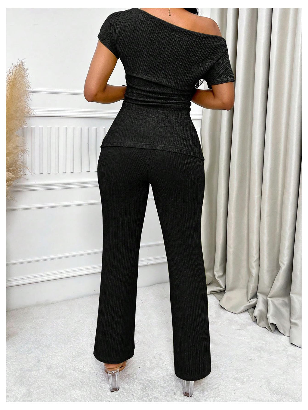 SOLY HUX Women's 2 Piece Outfit Short Sleeve Ruched T Shirt and Pants Set | Asymmetrical Neck, Going Out Set, Dressy, Summer Set