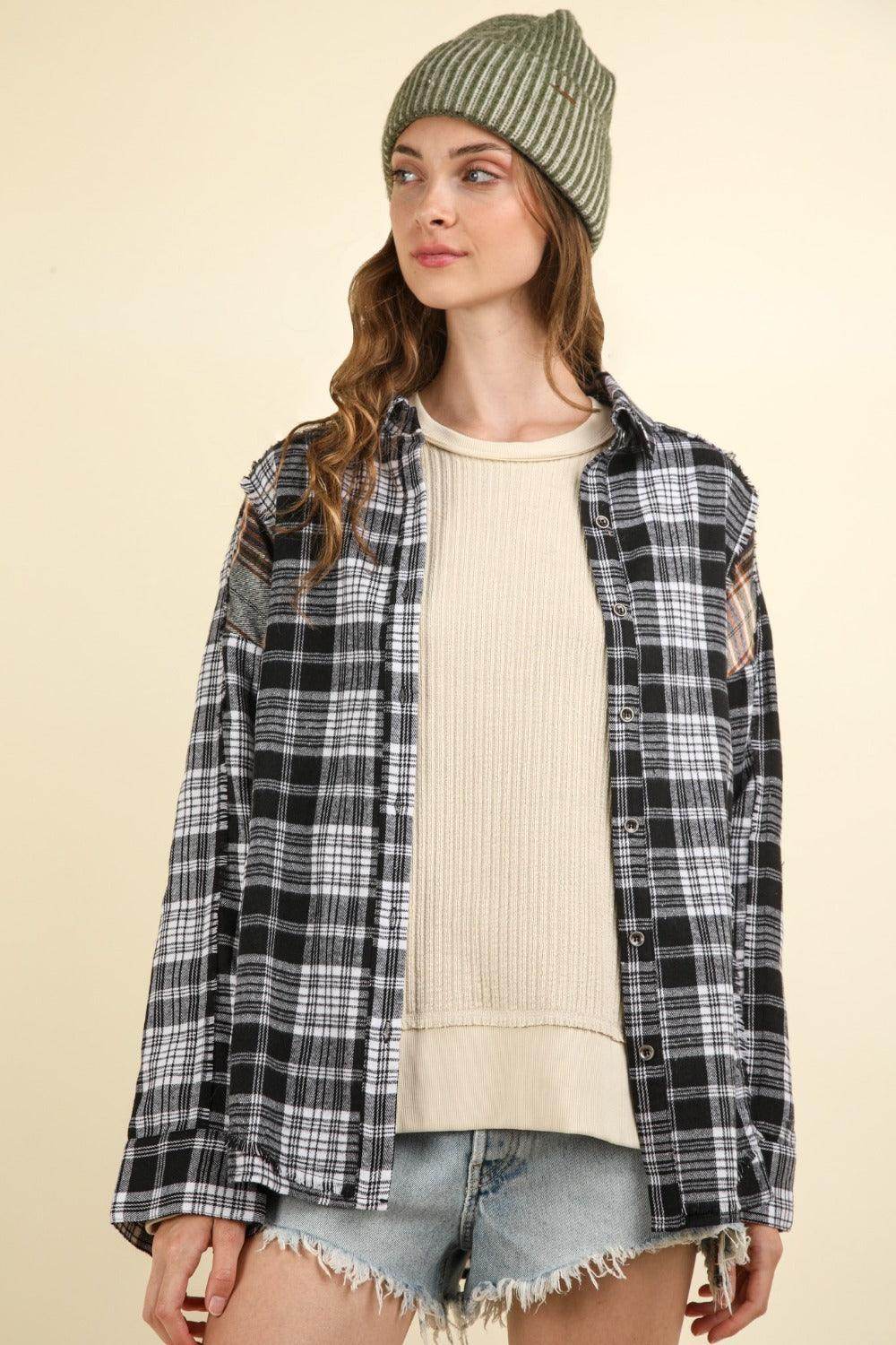 Very J Contrast Plaid Raw Detail Shirt for Casual Style