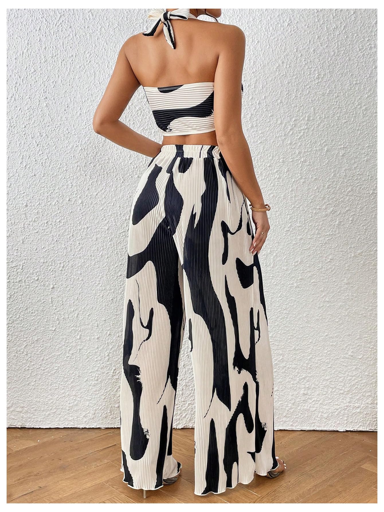 OYOANGLE Women's 2 Piece Graphic Halter Top Wide Leg Pants Vacation Outfits | Knitted, Sleeveless, Crop, High Waist, Beach Club, Summer Sets, Sexy Resort Wear