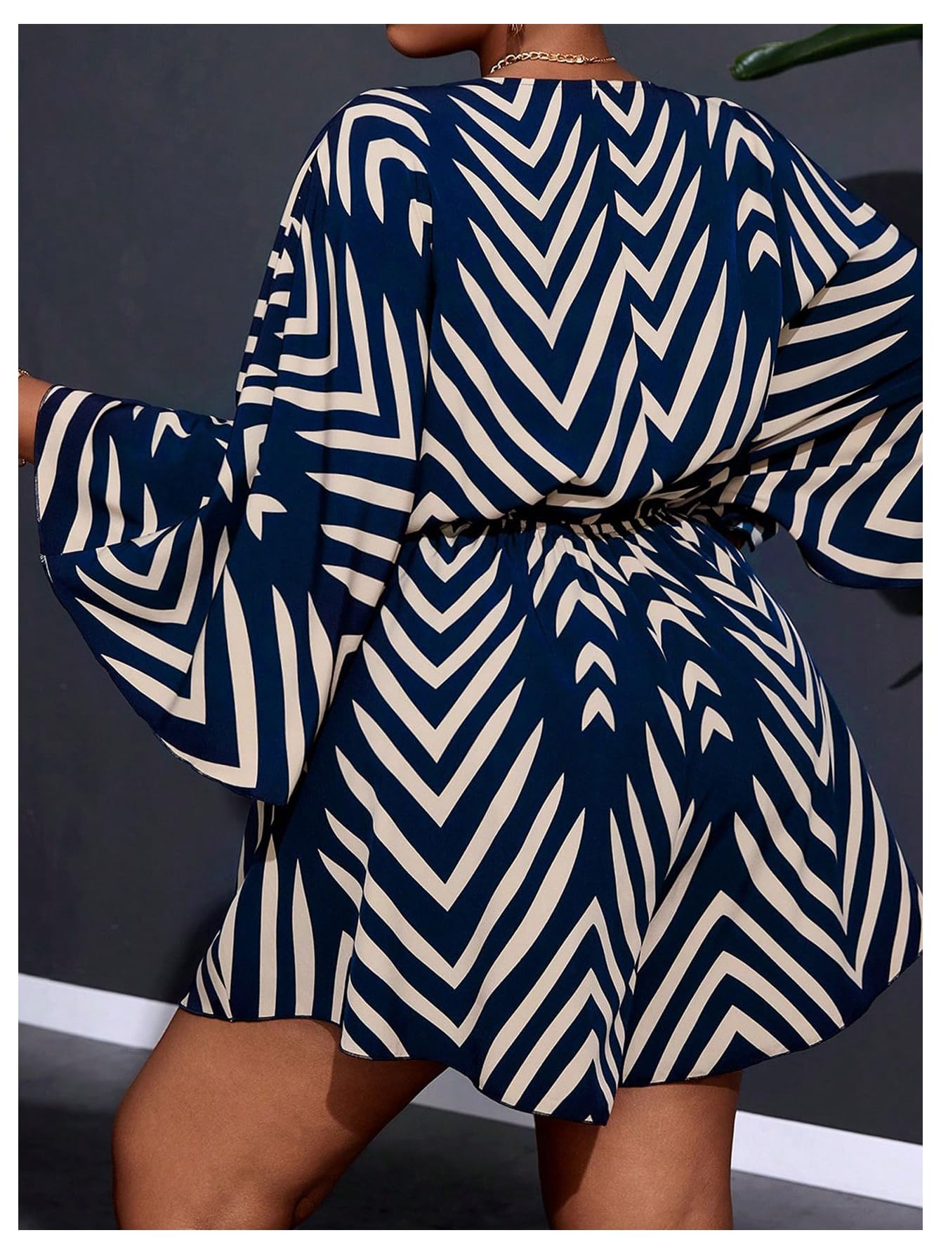 SOLY HUX Women's Plus Size Striped Tie Front Short Jumpsuit | V Neck, 3/4 Sleeve, Loose, Romper