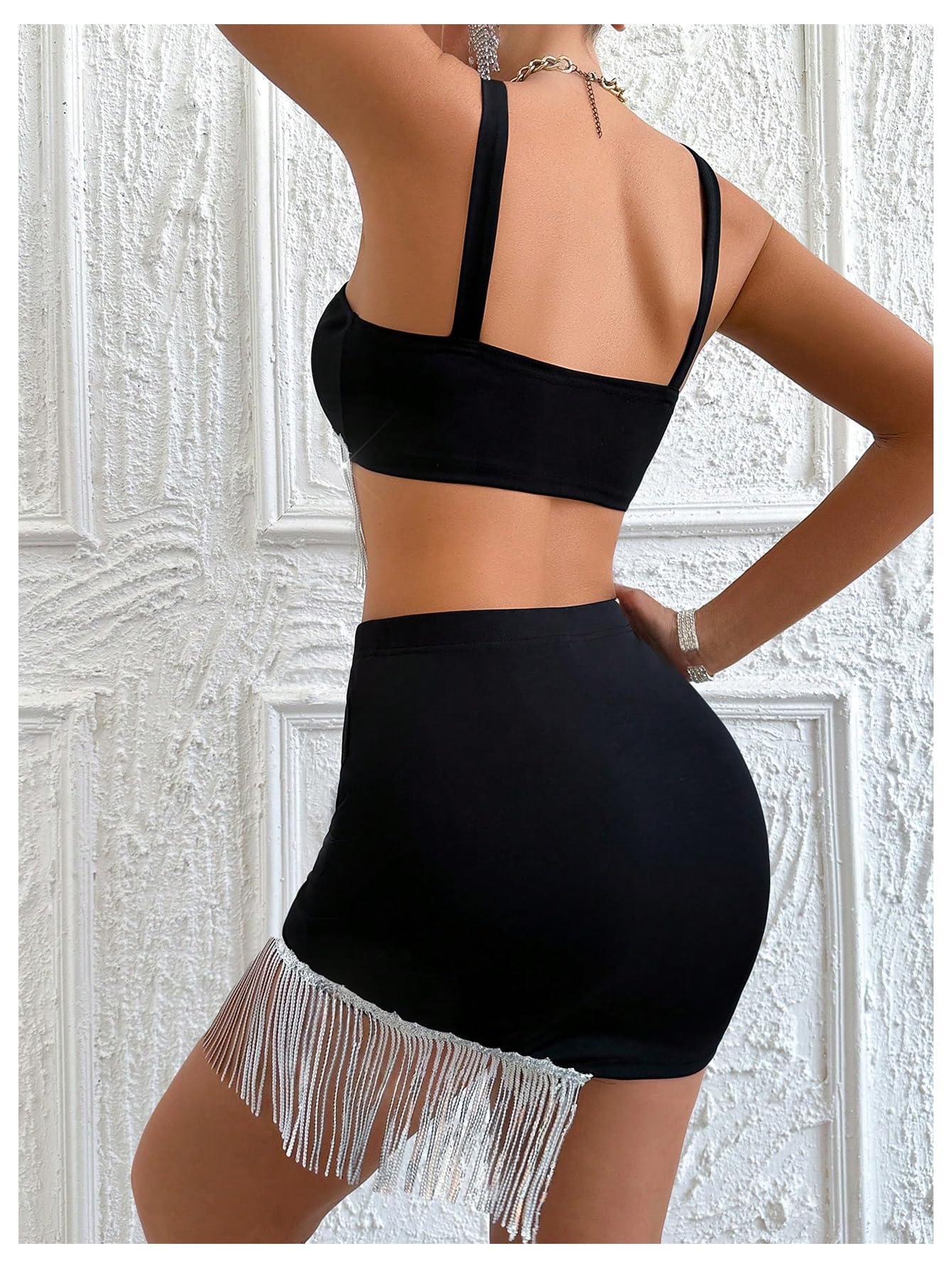 OYOANGLE Women's 2 Piece Outfit Sequin Fringe Crop Top Bodycon Mini Skirt | 2 Piece Party Outfit, Sparkly Sequin, Fringe Crop Top, Bodycon Mini Skirt, Night Out Sets