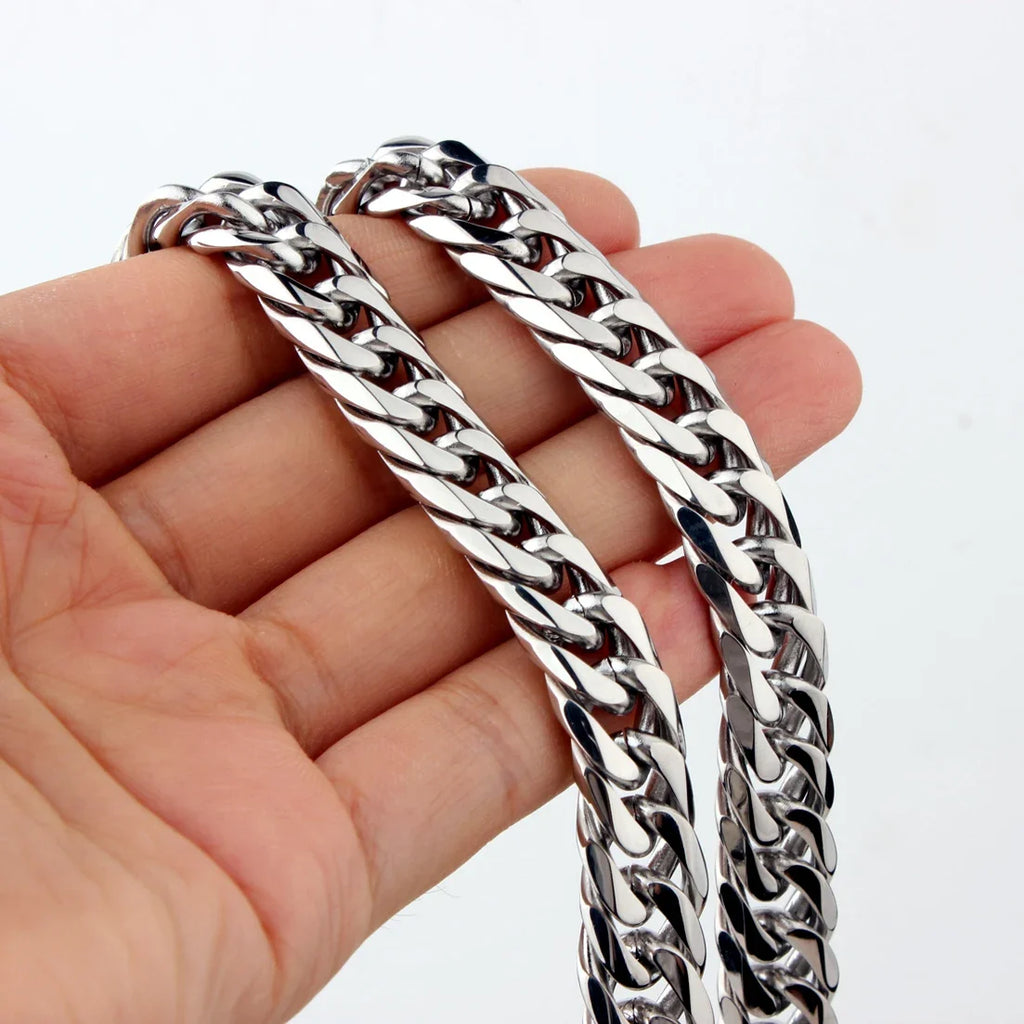 chunky silver necklace