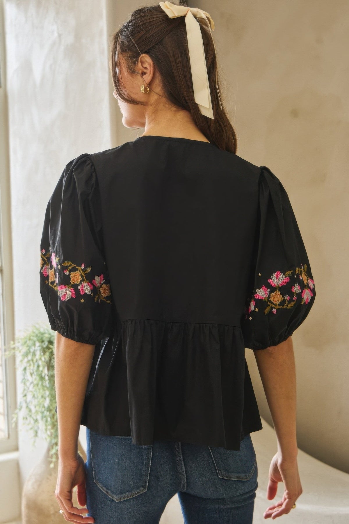 Poplin Front Ribbon Tie Blouse