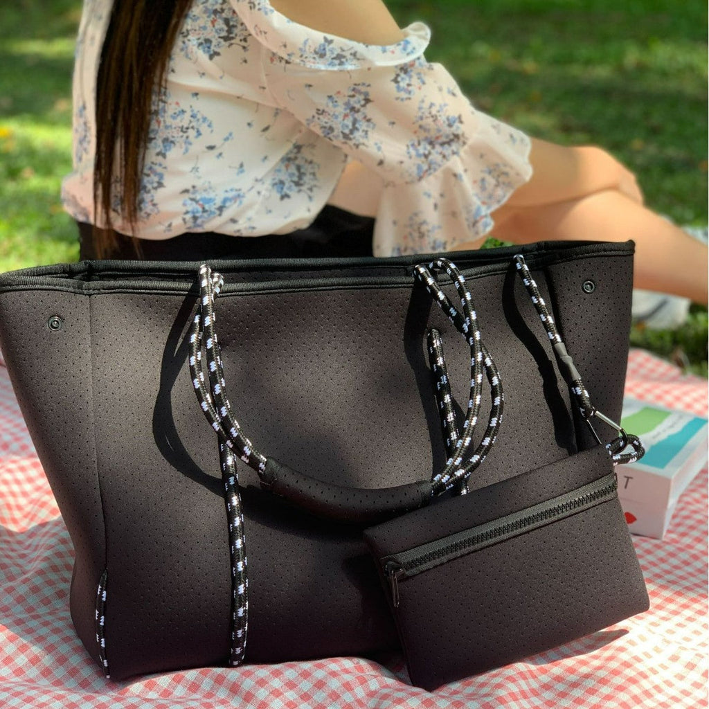 Neoprene Perforated Beach Bucket Bag – Two-in-One Mother-Child Tote, Large Swimming Sand-Proof Purse