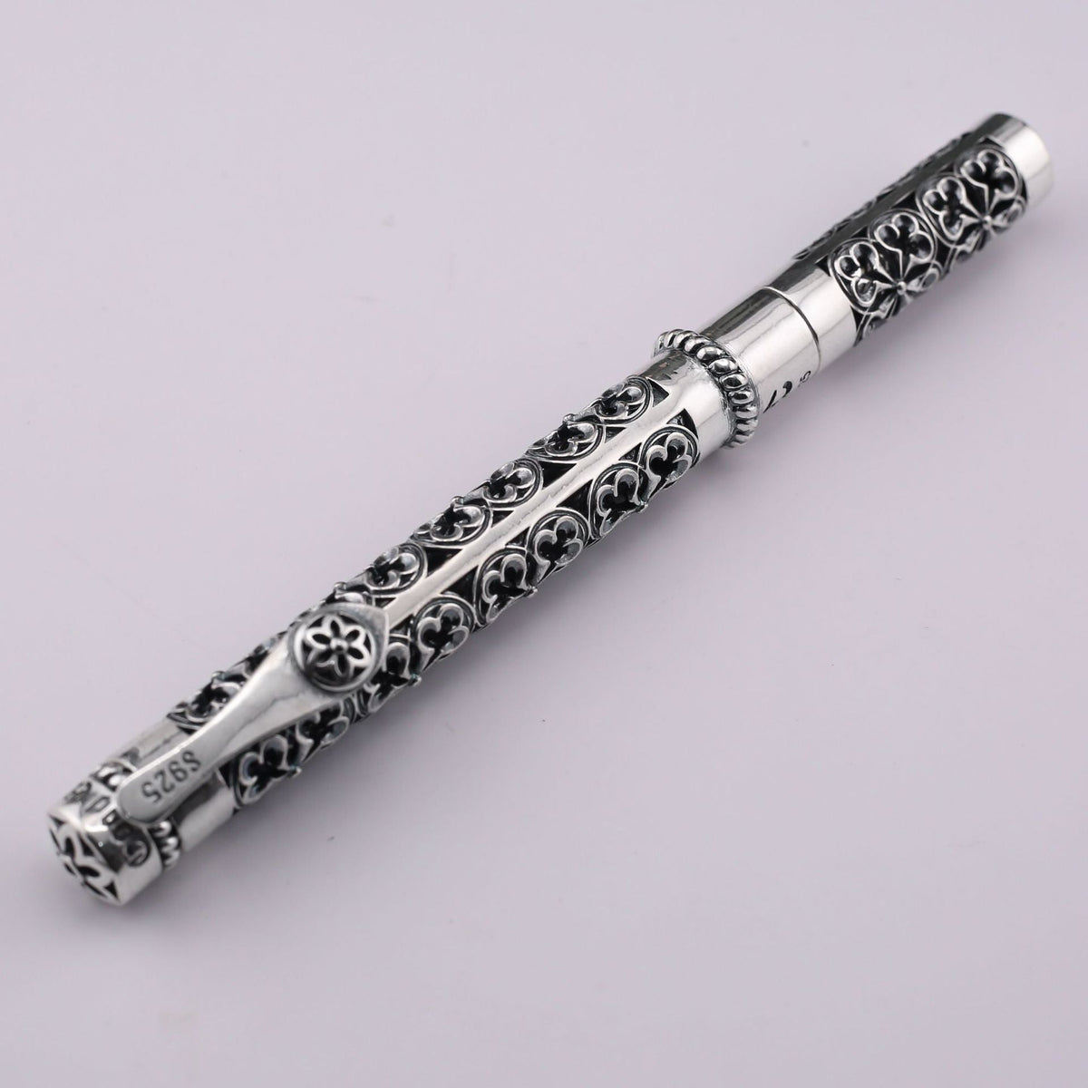 Hollow carved business signature pen