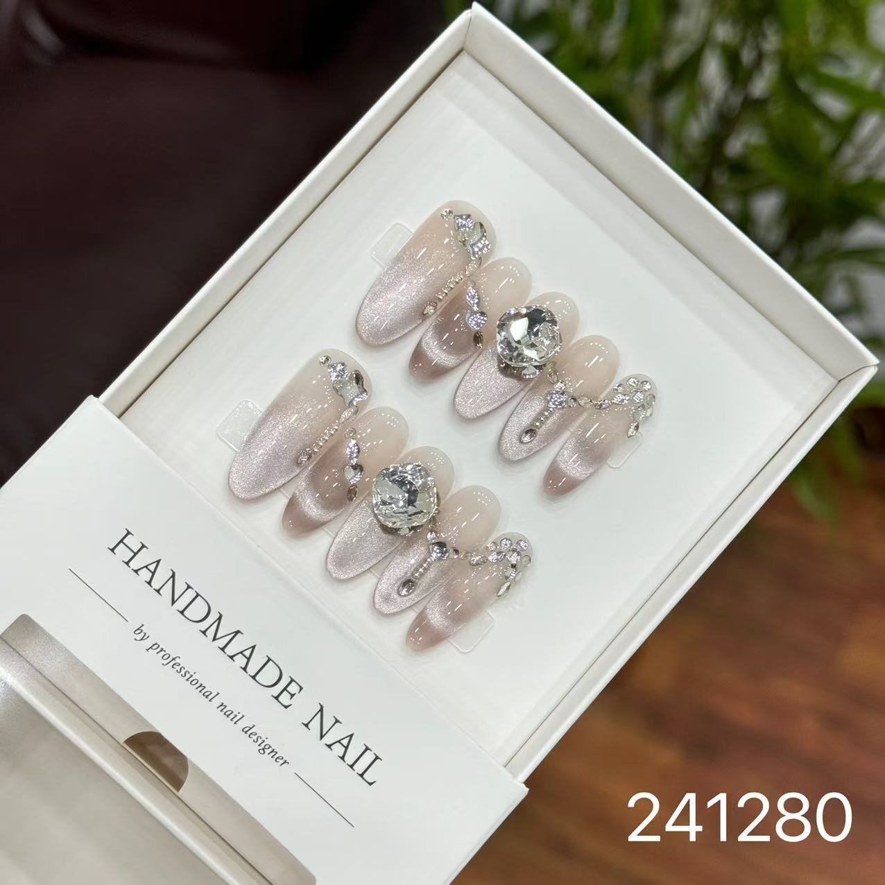 1031- Handmade press on nails fake nails removable