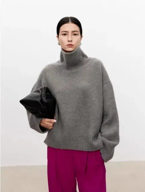 Luxurious Pure Cashmere Turtleneck Sweater