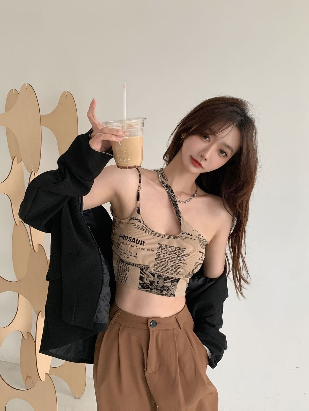 Newspaper Print Camisole Women Slanted Shoulder Hollow Sleeveless Tops Beautiful Back Woman