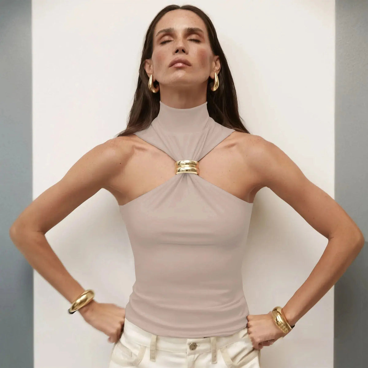 Sleeveless Knit Turtleneck Top with Metal Ring