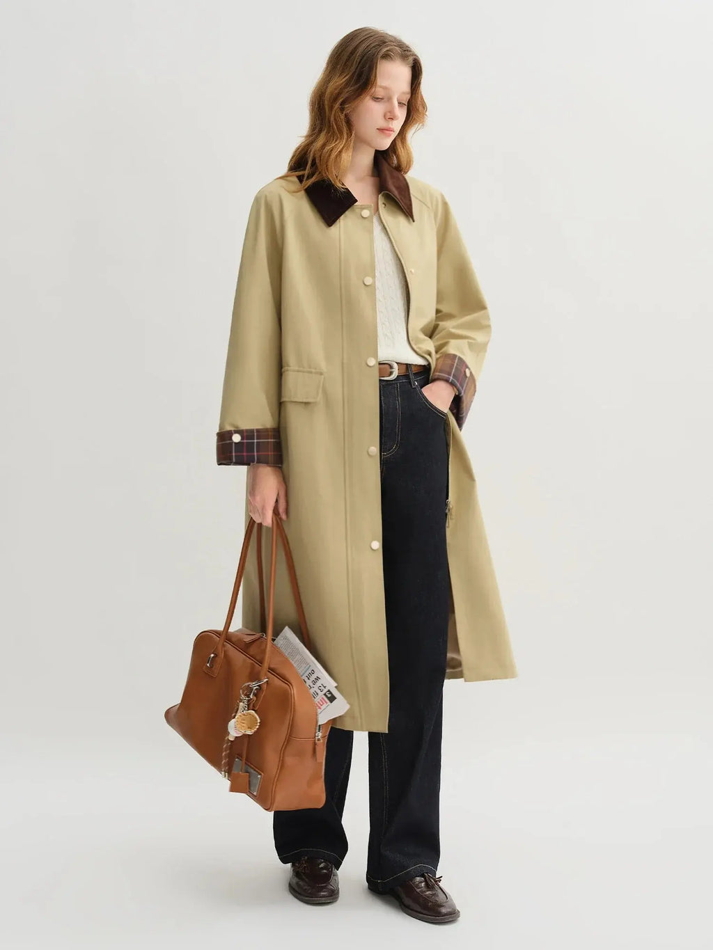 Vintage-Inspired Khaki Trench Coat for Autumn