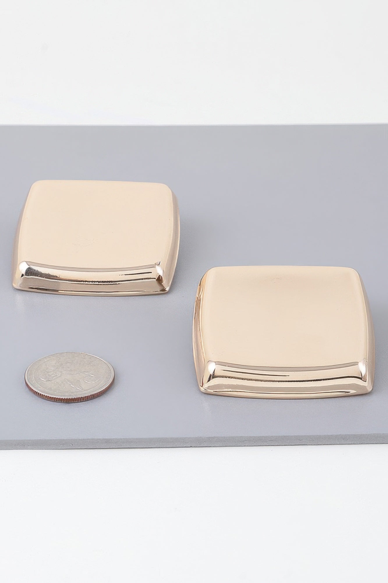 Classic Shine Frame Earrings