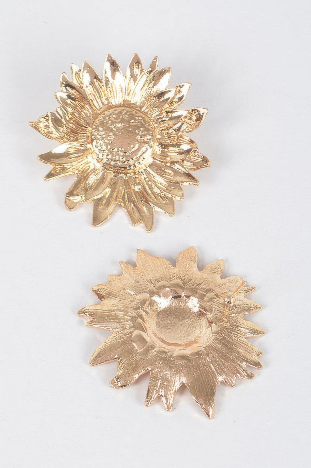 Metal Flower Stud Earring