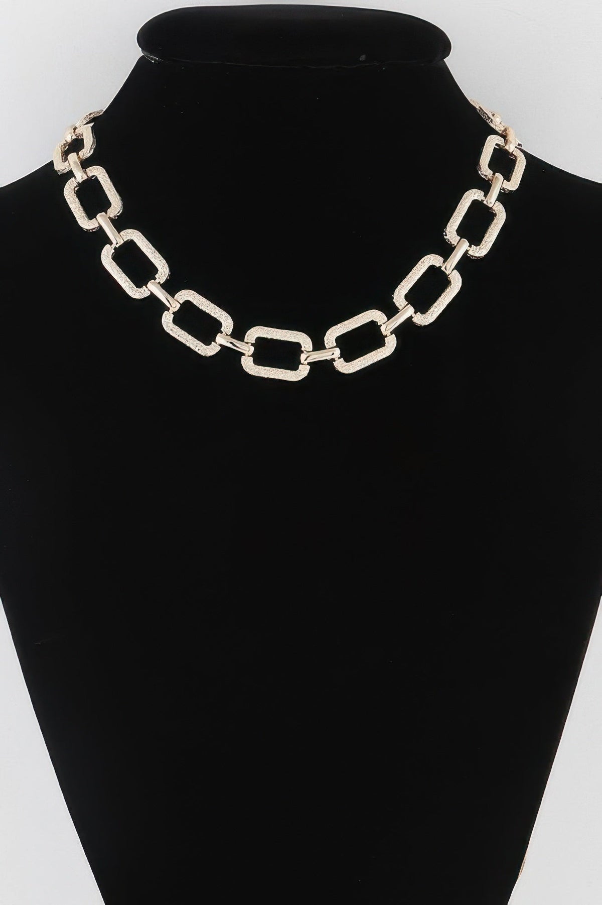 Textured Link Chain Necklace