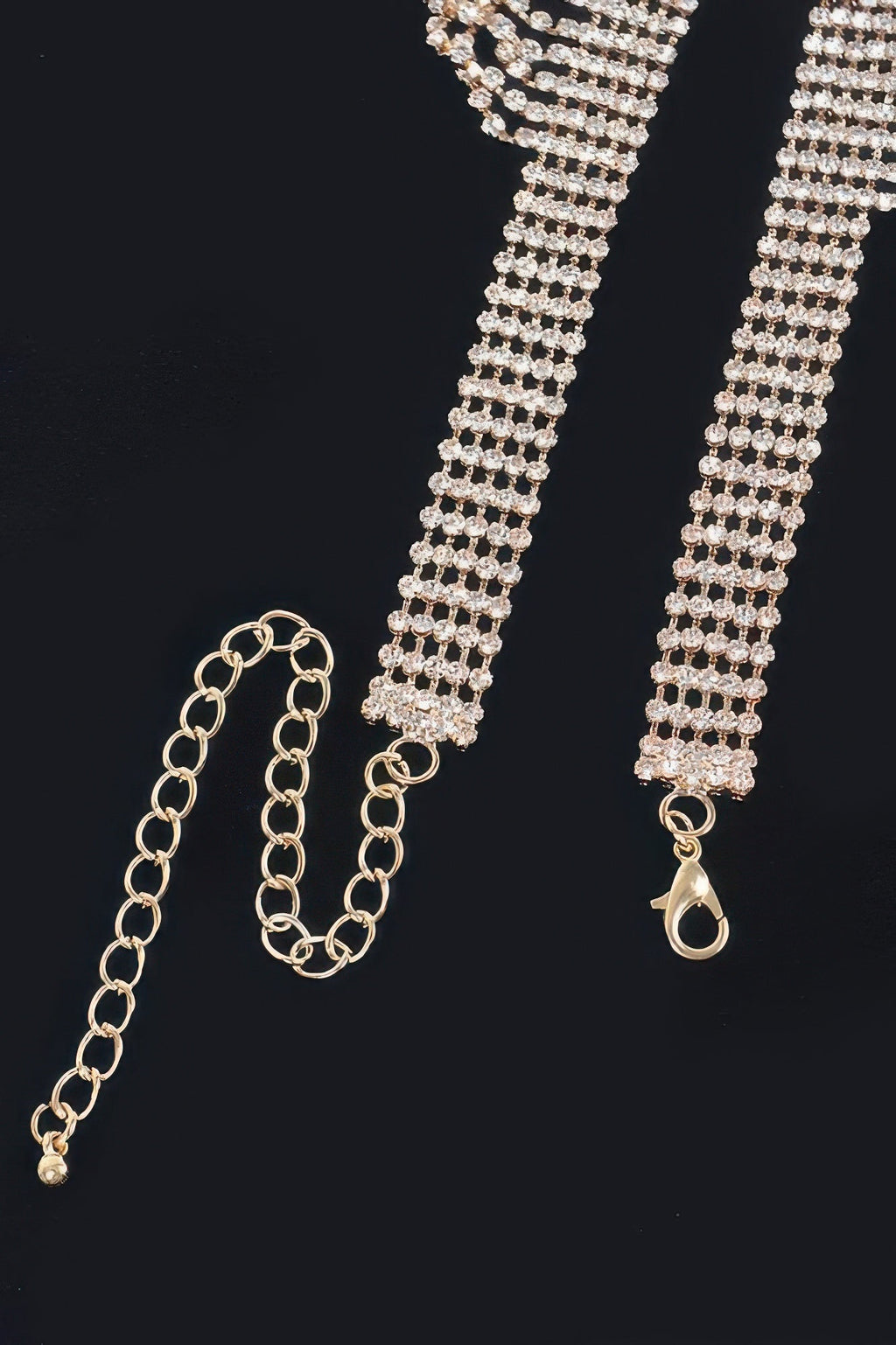 Elegant V Shape Rhinestone Choker Necklace