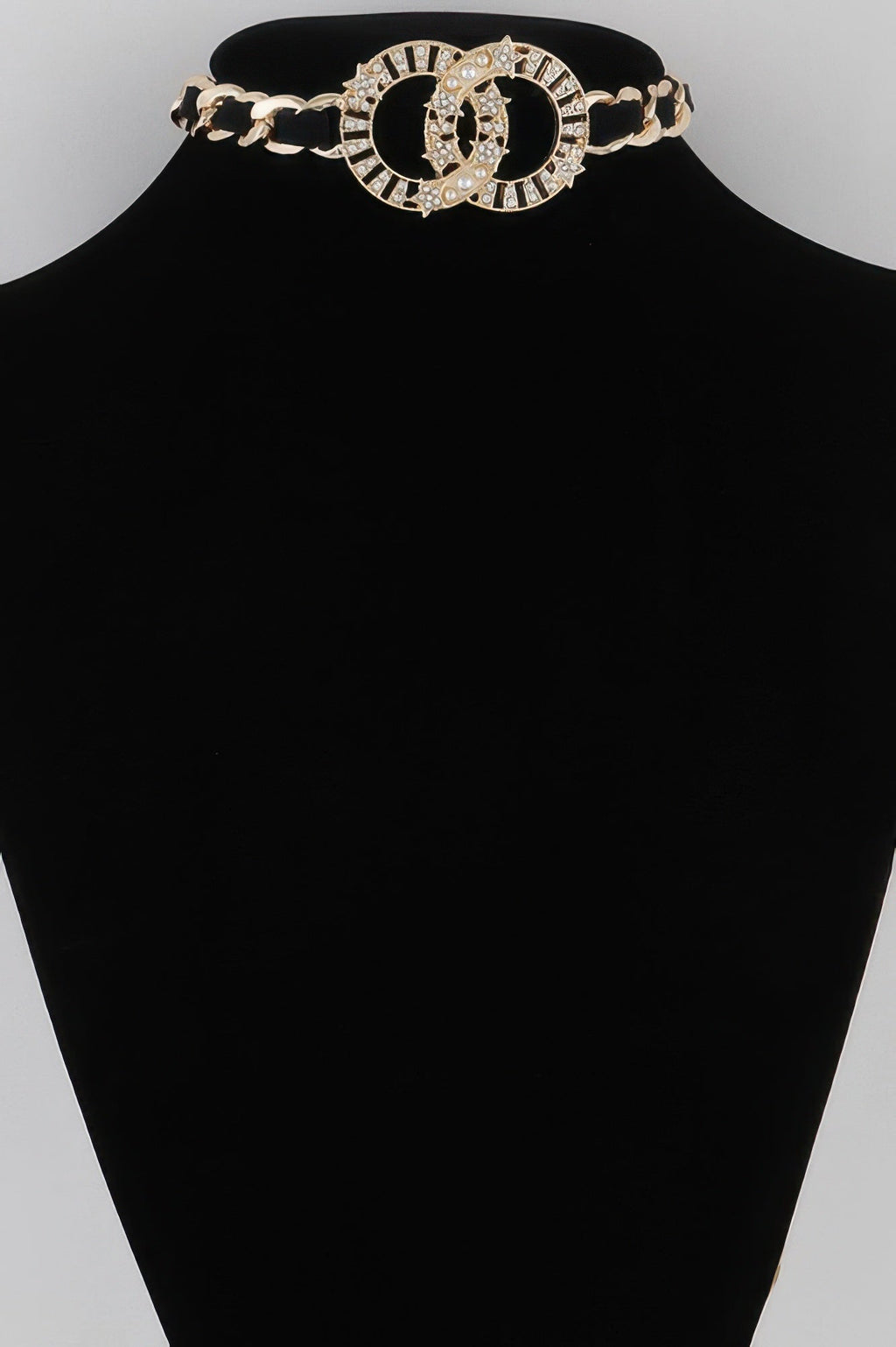 Starred Oo Chain Choker Necklace