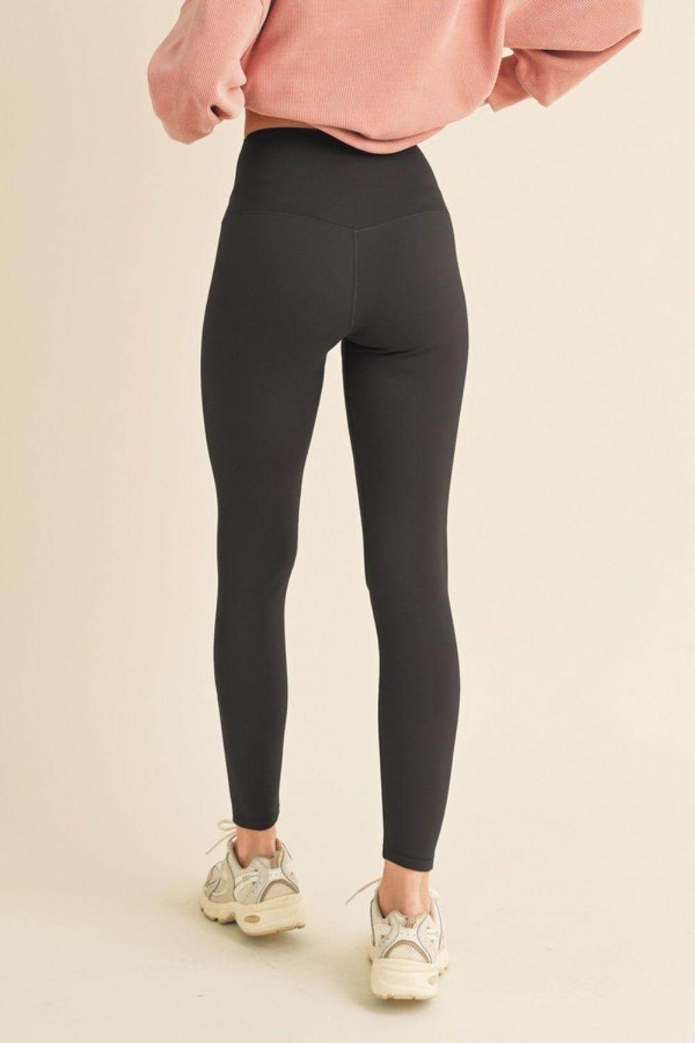 Yelete Full Size Fleece Lined High Waisted Leggings for Comfort