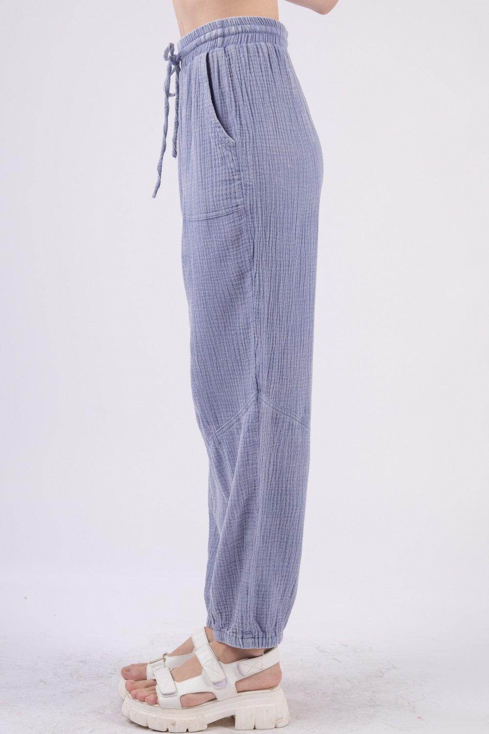 Very J Washed Woven Crinkle Gauze Cargo Pants for Women