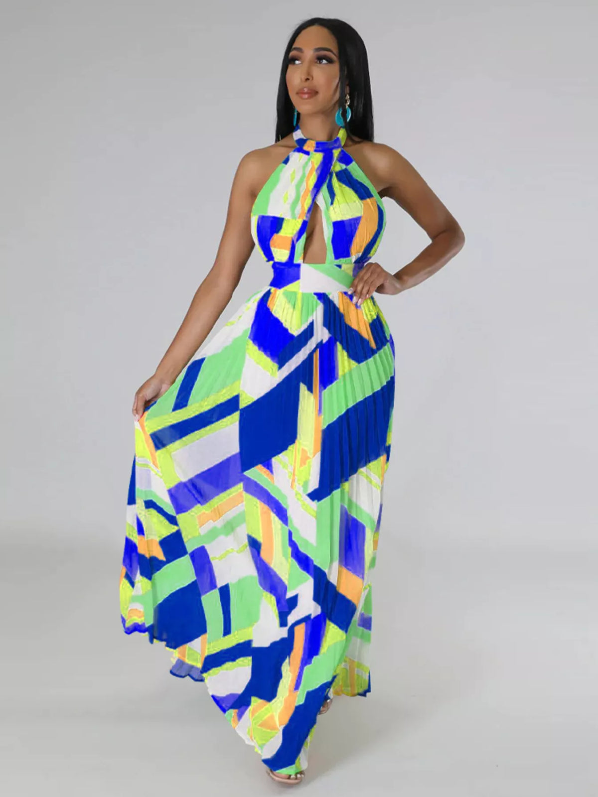 Halter Neck Geometric Print Pleated Maxi Dress
