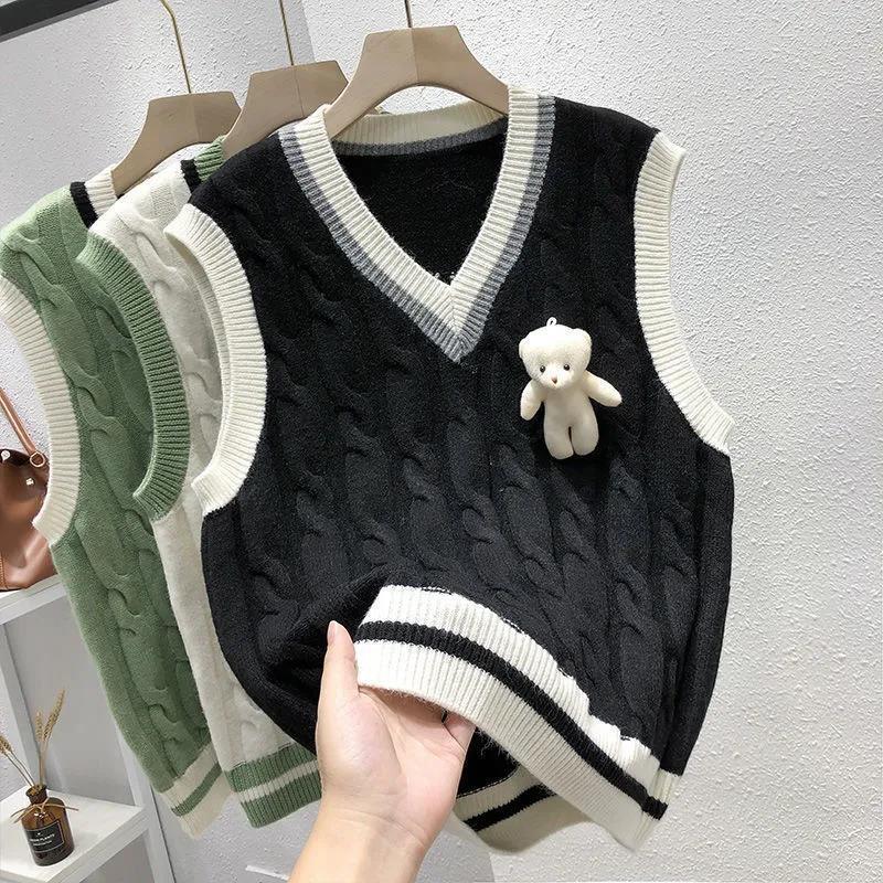 Women's V-Neck Button-Front Knit Vest with Pockets