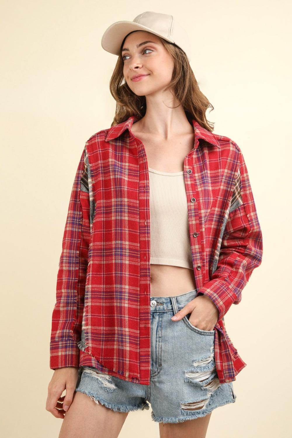 Very J Contrast Plaid Raw Detail Shirt for Casual Chic