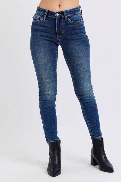 Judy Blue Full Size Run Mid-Rise Waist Skinny Jeans