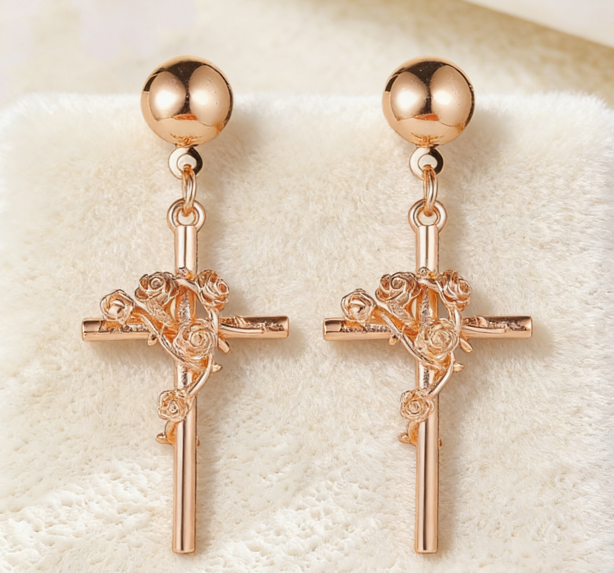Fashion Crown & Cross Pendant Necklace